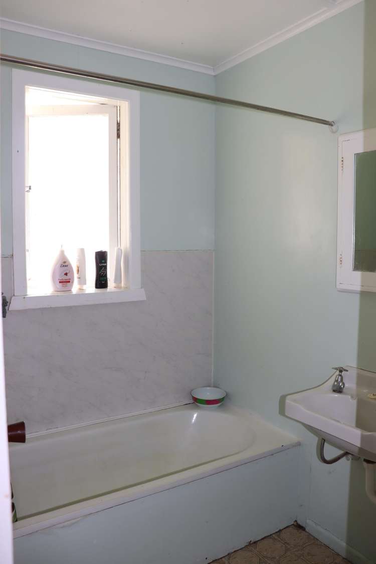 277 Gordon Road Toko_6