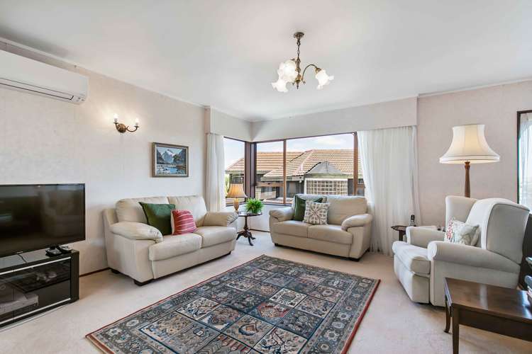 2/23 Beach Road Castor Bay_9