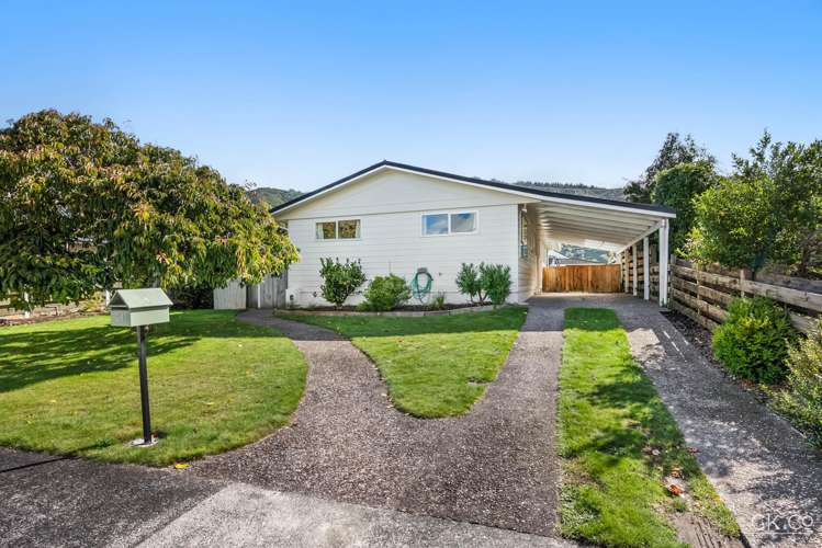 28 Omaha Grove Totara Park_21