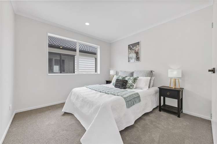18 Dungloe Avenue Flat Bush_16