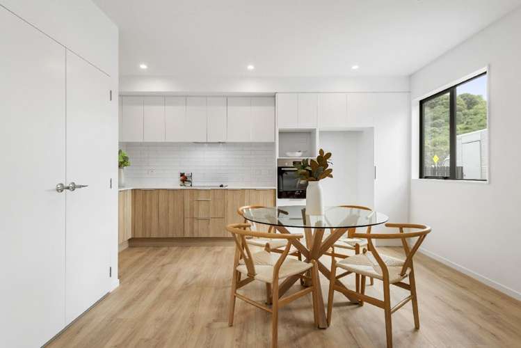 4 Te Toka a Whenua Avenue Three Kings_6