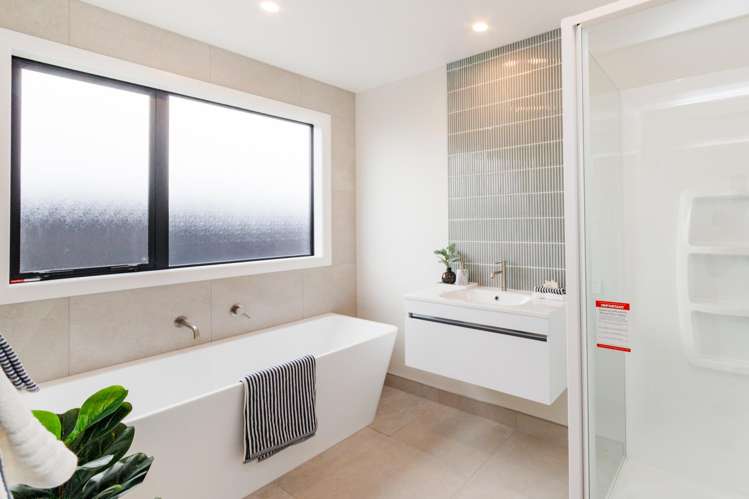 124 Churcher Street Feilding_19