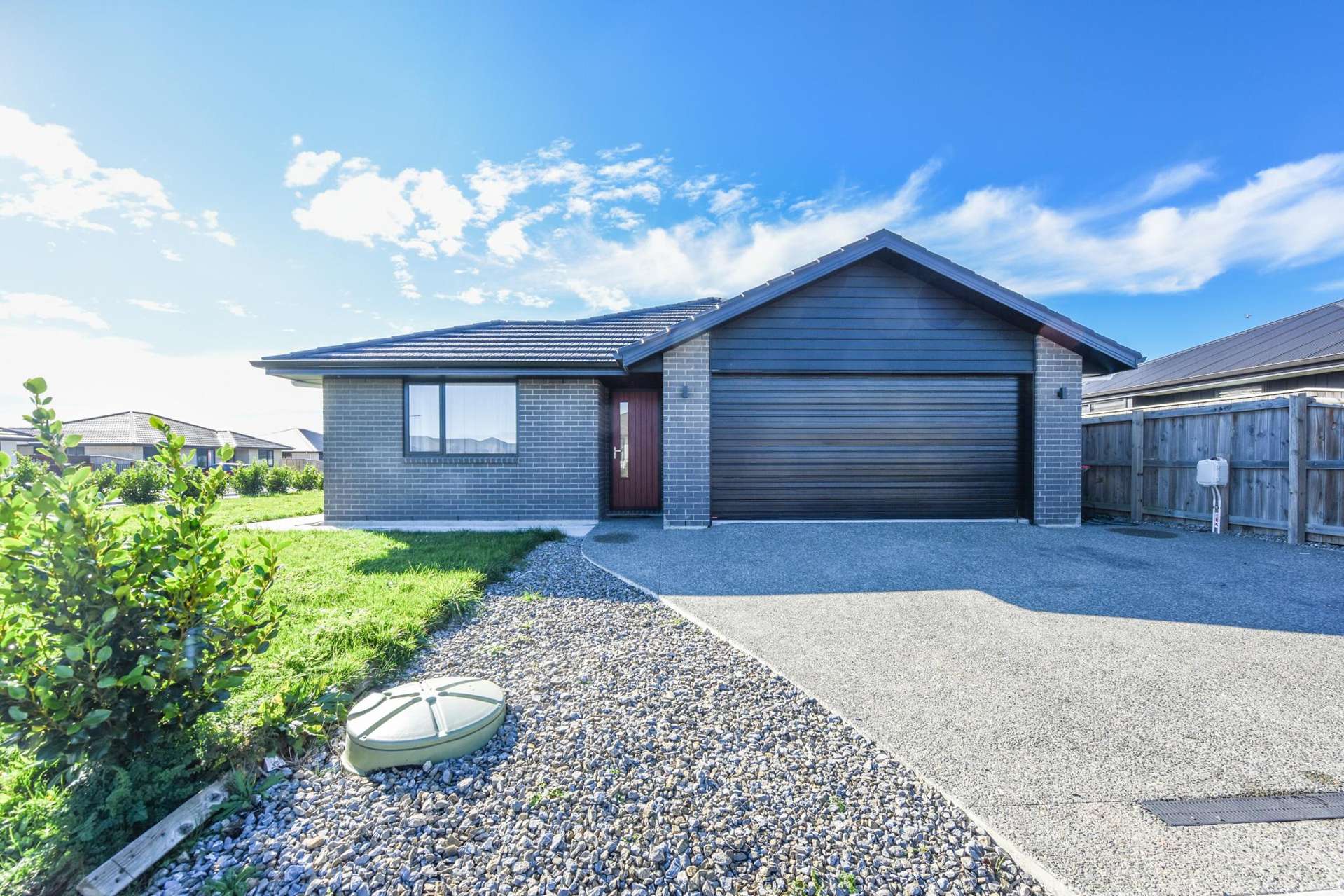 10 Esher Lane Richmond_0