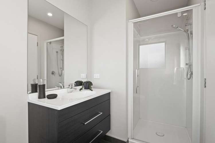 69 Risinghurst Terrace Lower Shotover_14