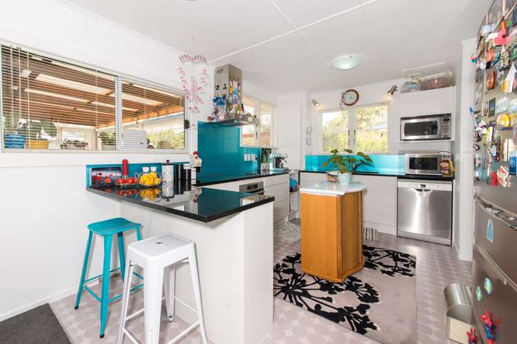 17 Kawakawa-Orere Road Kawakawa Bay_6