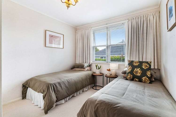 18 Selwyn Crescent Forrest Hill_10