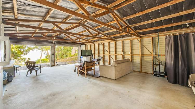 39 Otuturu Crescent_3