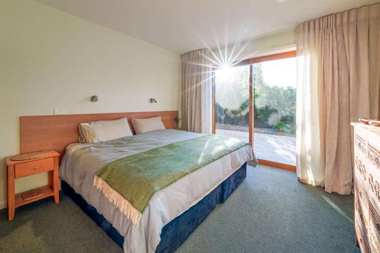 337 Beacon Point Road Wanaka_15