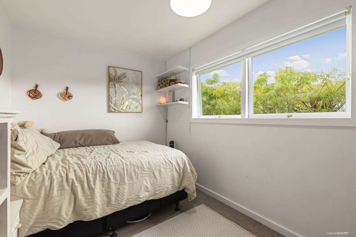 48 Thatcher Street_2