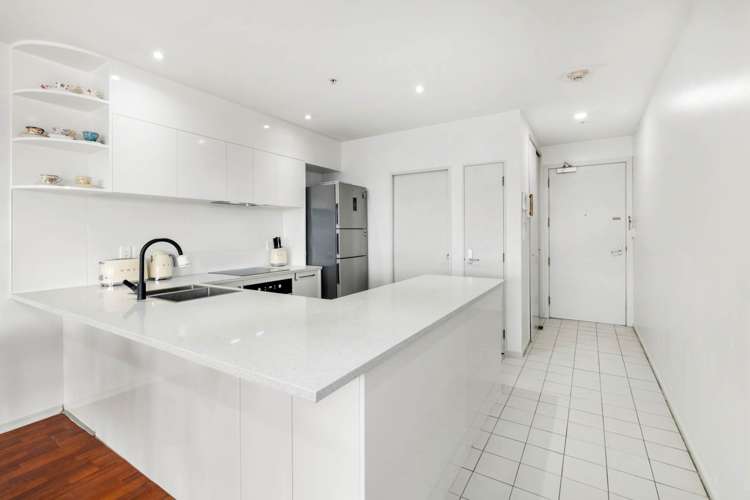 9E/205 Hobson Street_4