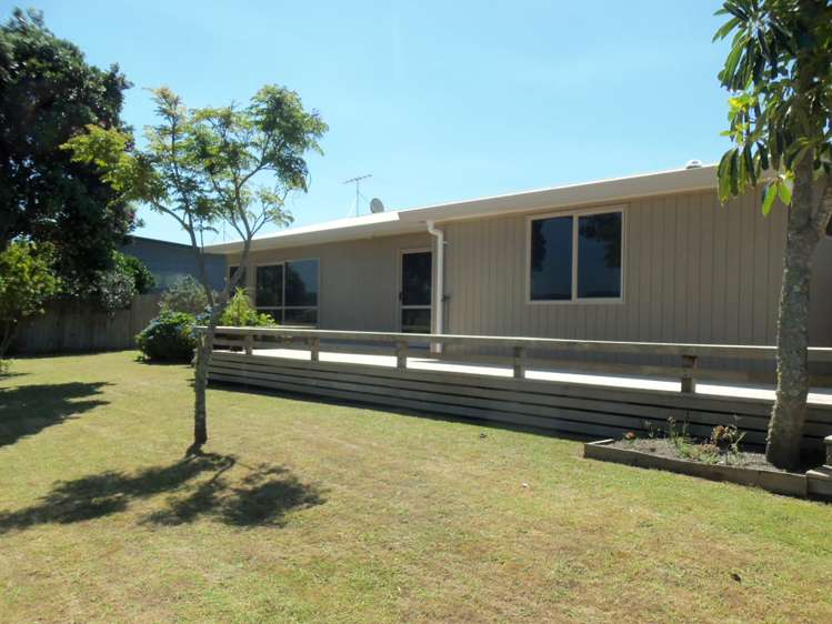 158 The Fairway Matarangi_21