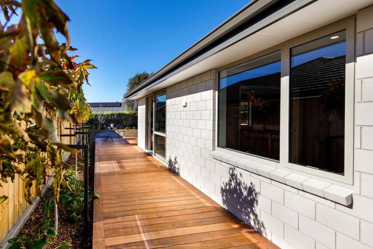 10 Magnolia Drive Springlands_38