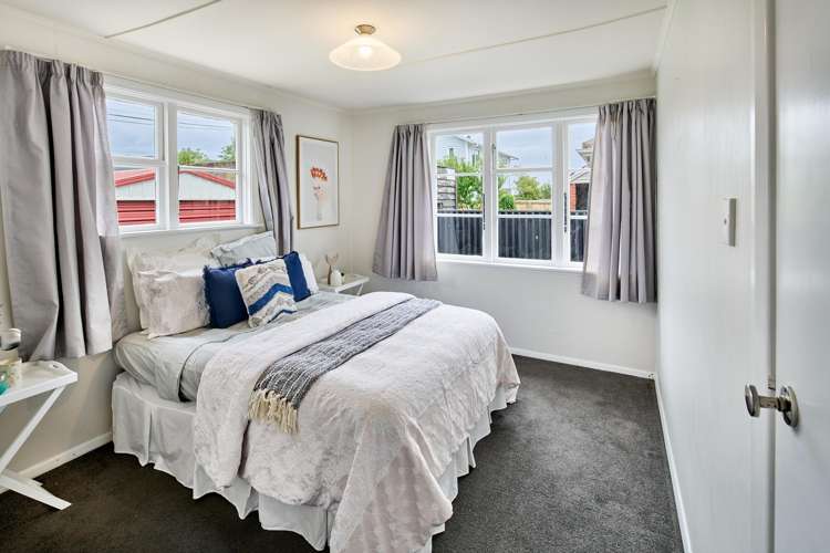 36 Chapman Crescent Naenae_7