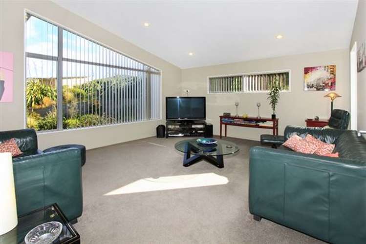 78 Te Puia Drive Aotea_13