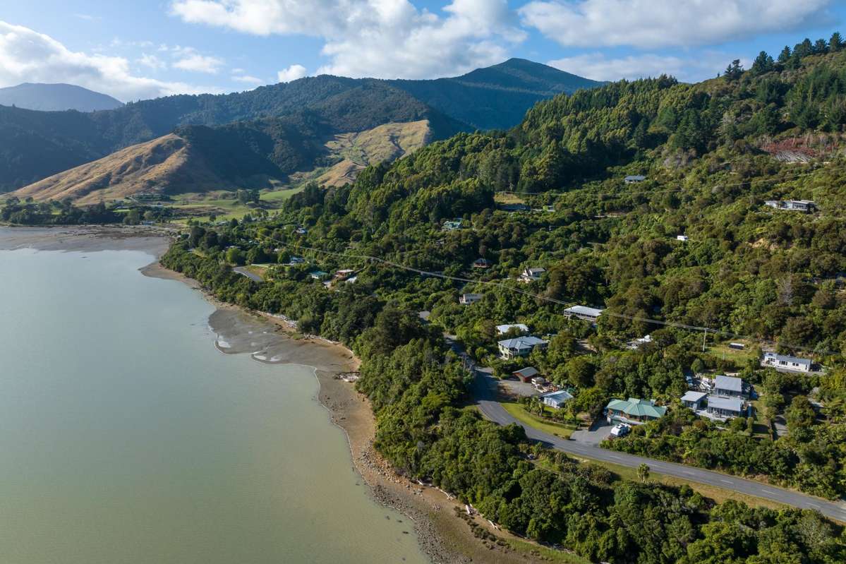 758 Queen Charlotte Drive_2