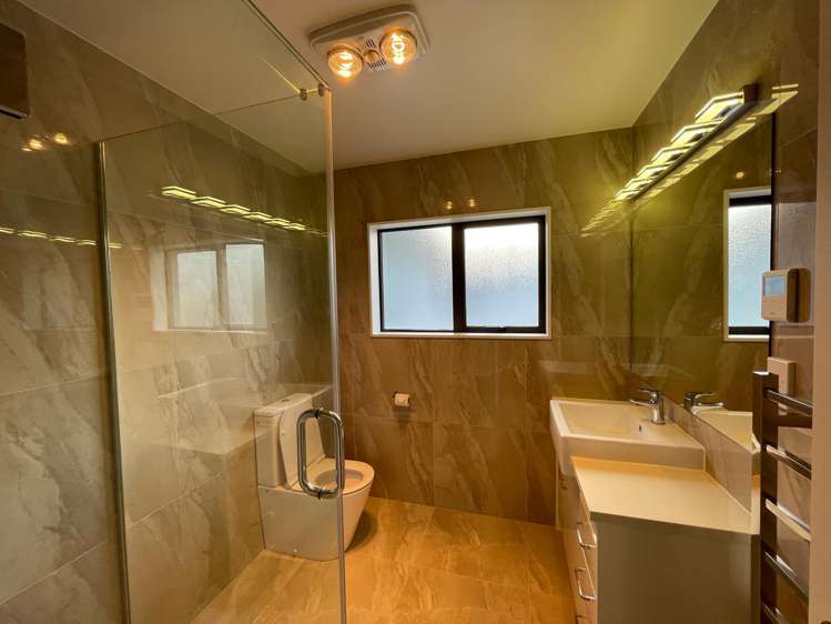 55 Broadhurst Road Flat Bush_13