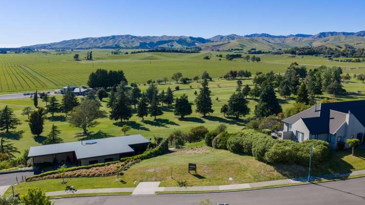 18 Golf View Close Fairhall_7