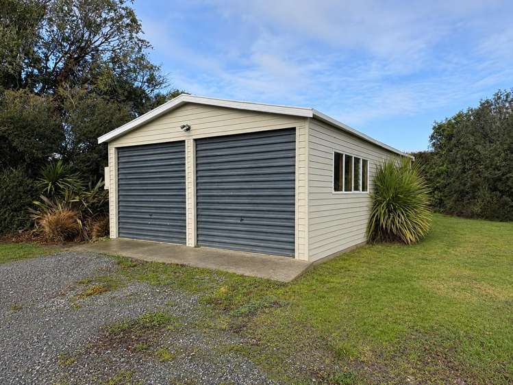 1011 Selwyn Lake Road Leeston_11