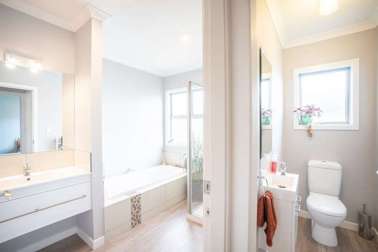 32 Liberty Grove Kelvin Grove_19