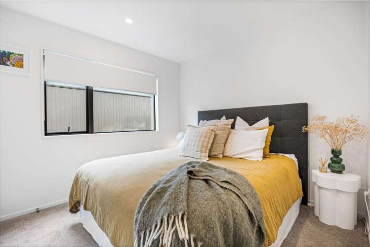 B/14 Kelwyn Road Kelston_13