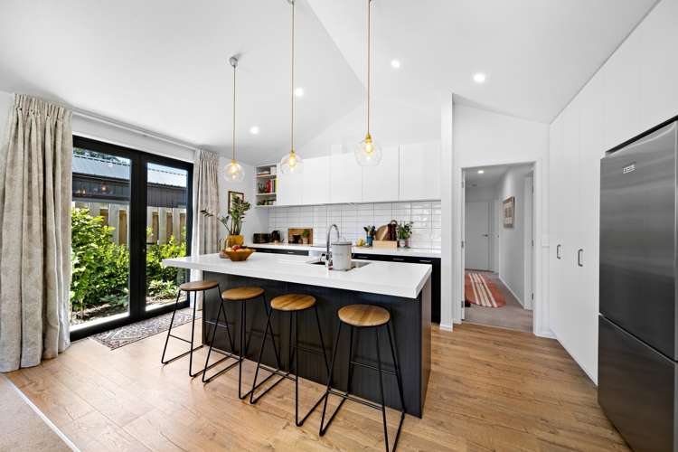 5 Lauder Street Dalefield/Wakatipu Basin_10