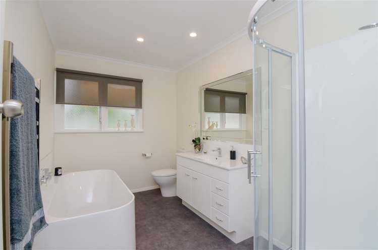 17 Vivian Street Solway_16