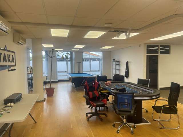 Unit D/129 Onewa Road Northcote_4