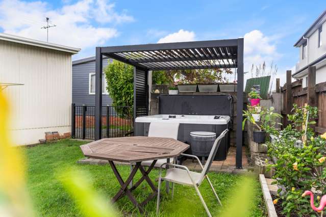 Couple's Retreat with Spa & Land