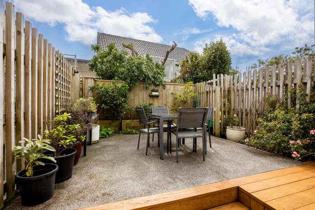 7/23 Middleton Road Johnsonville_2