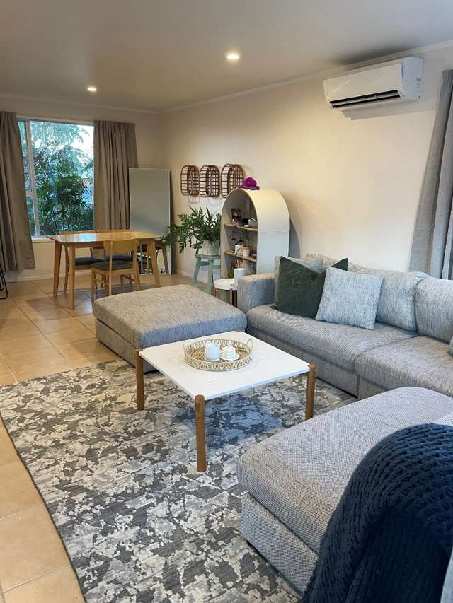 Sunset Road Apartment