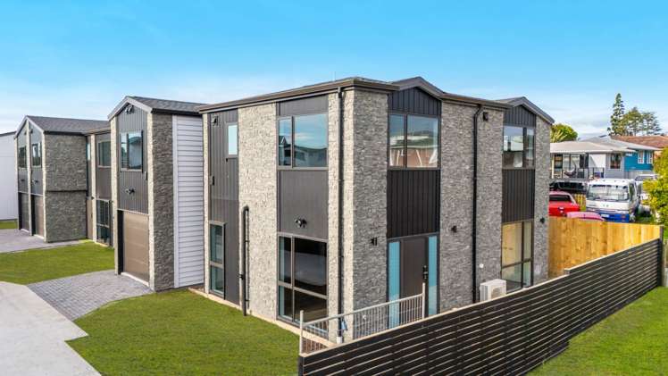 8b Woburn Street Mangere East_19