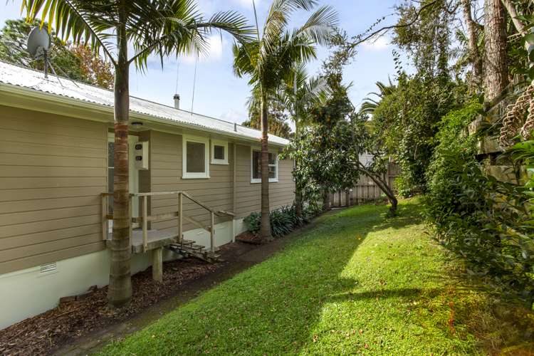9 The Grove Titirangi_20