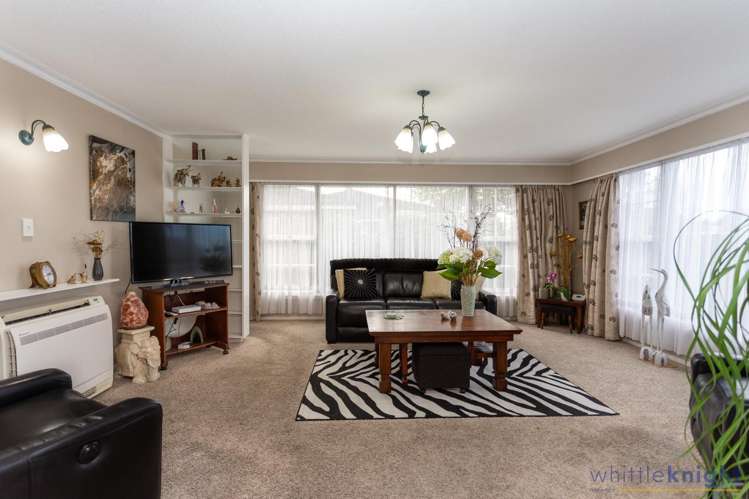 11 Straven Road_4