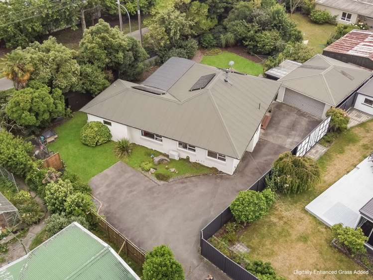 10 Neale Avenue Stoke_27