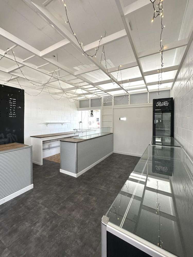 Unit 2, 22 Te Heuheu Street Town Centre_6