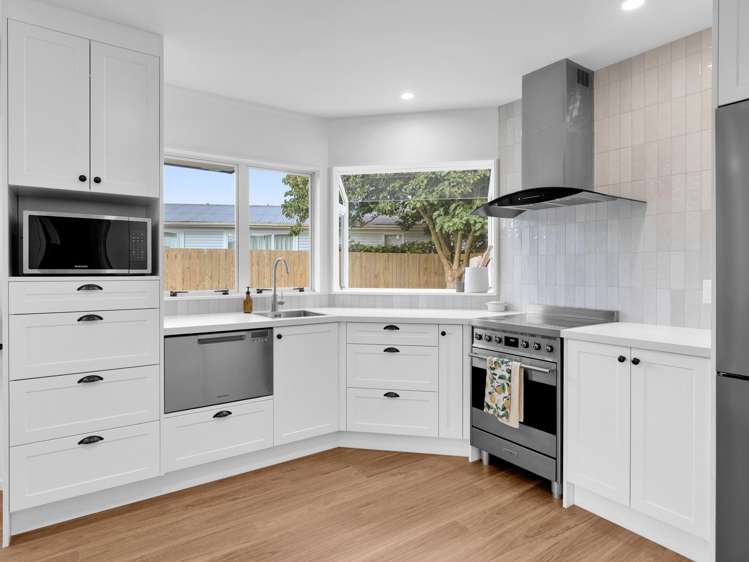 31 Forth Crescent Glenview_9