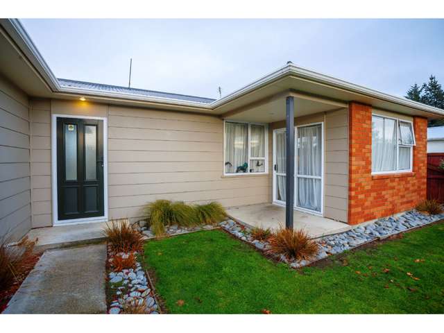 20 Robinson Street Rakaia_1