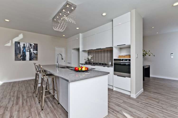 190 Whangaparaoa Road Red Beach_10