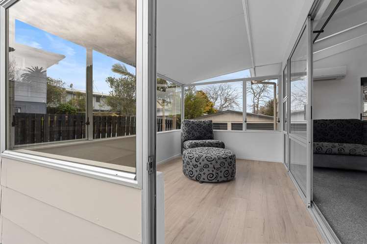 28 Fairway Avenue_3