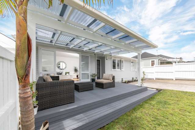 103 Roberts Road Te Atatu South_2