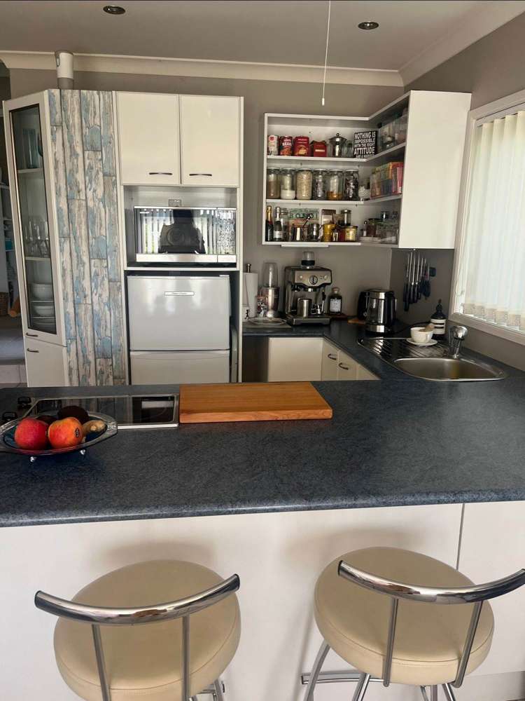 18 Rakau Views Orewa_2