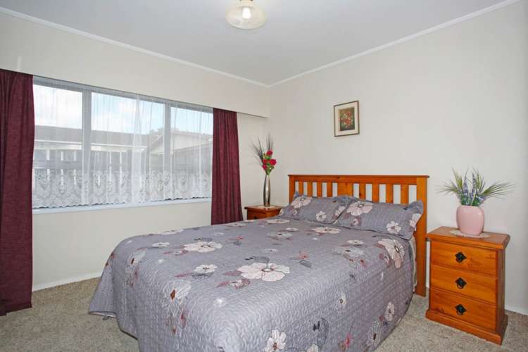 48 Edgewater Parade Waiuku_10