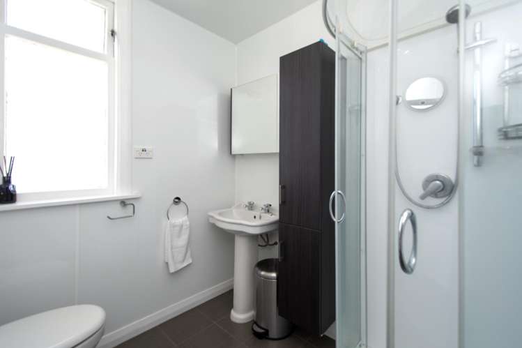 53 Thackeray Place Waltham_10