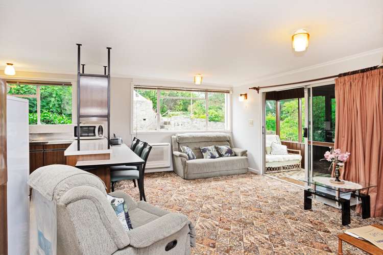 18 Black Road Otatara_6