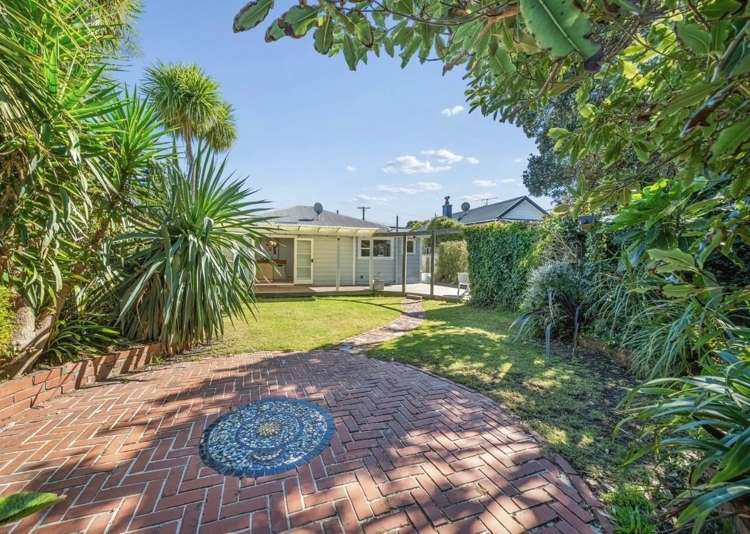  26 Bay Street Petone_17