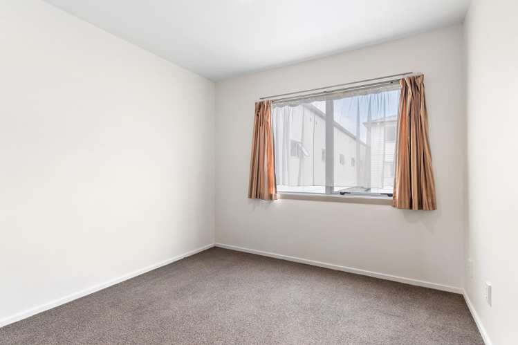 95Q Felton Mathew Avenue St Johns_6