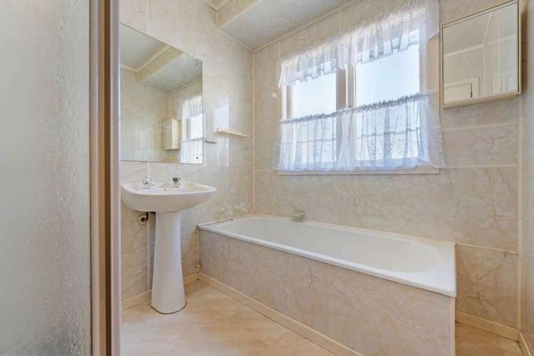 5 Flanshaw Road Te Atatu South_15