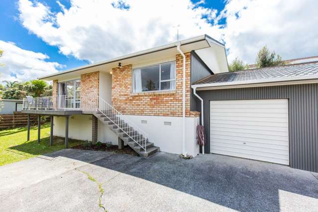 2/17 Sandiacre Way Browns Bay_1