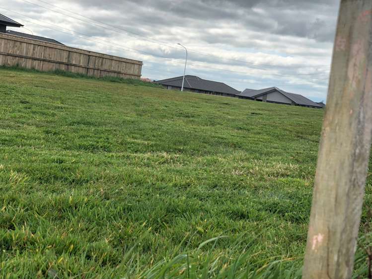 11 Cyprus Place Fitzherbert_2