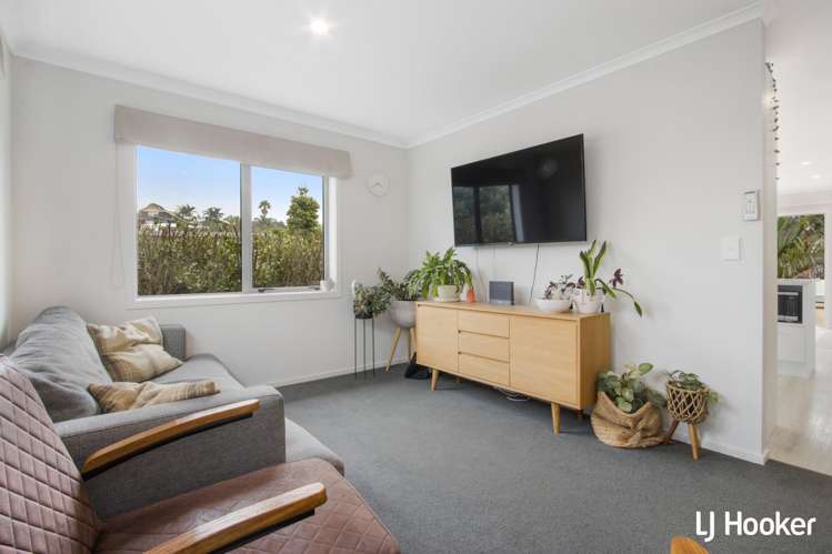 68A The Crescent Waihi Beach_11